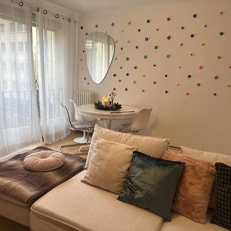 Cozy 3 Bedroom Apartment Dans Republique Paris Extérieur photo